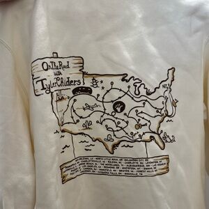 Tyler Childers Merch - 'On The Road' Map Design- hoodie.